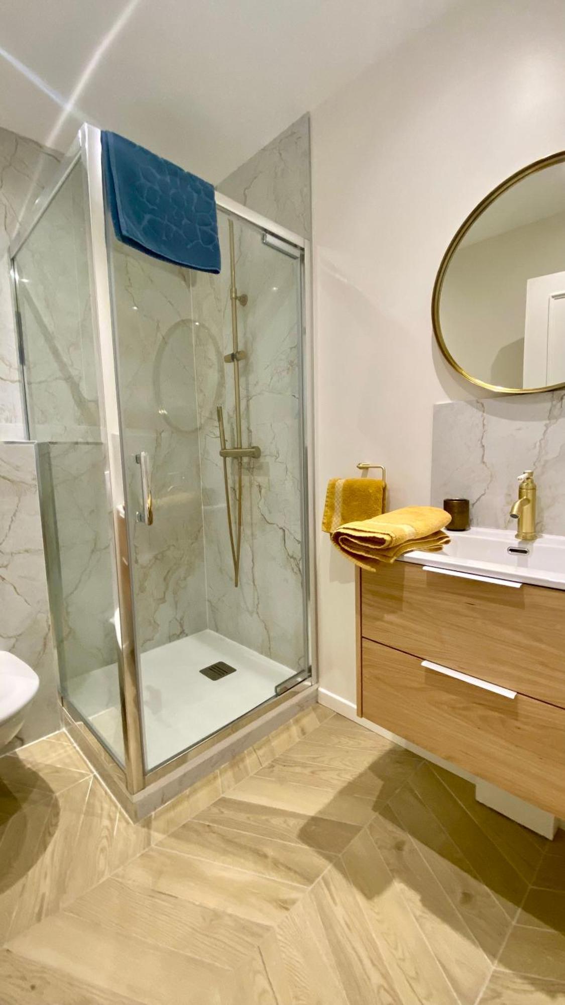 Appartement Apollinaire Au Coeur De Lorient Extérieur photo
